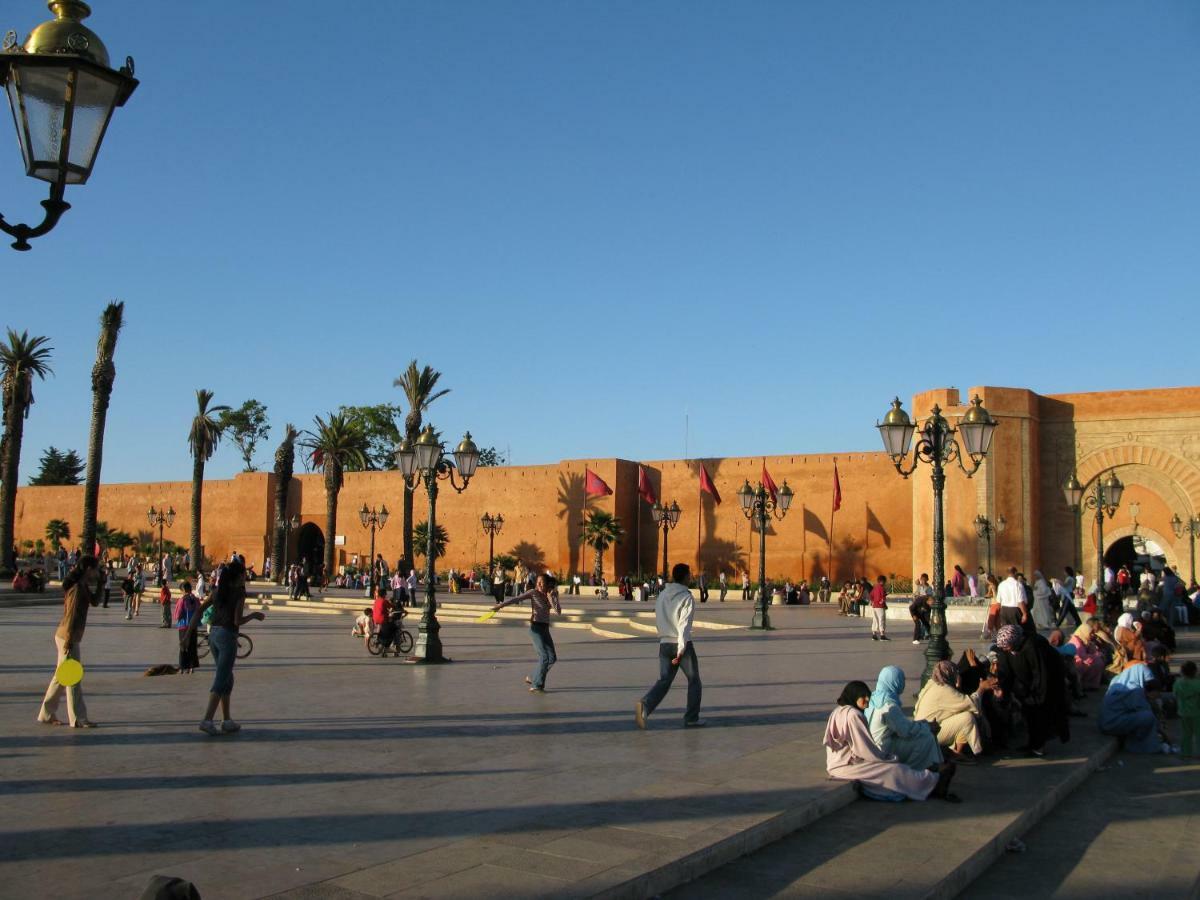 Dar Al Taaj *